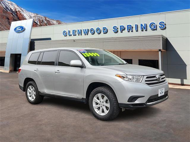 used 2013 Toyota Highlander car, priced at $13,499