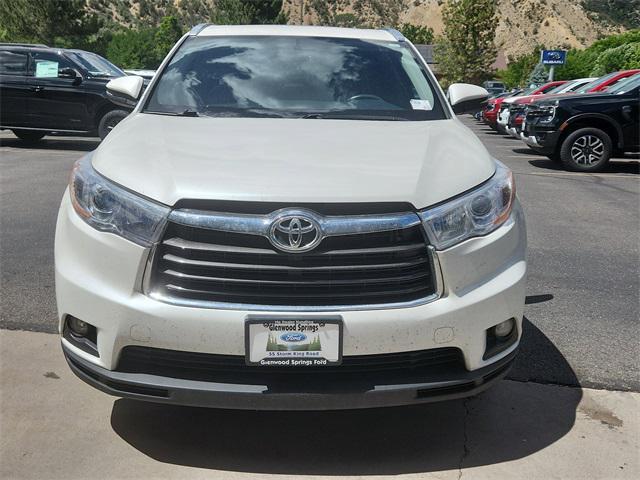 used 2016 Toyota Highlander car