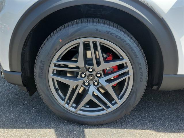 new 2025 Ford Explorer car, priced at $61,155