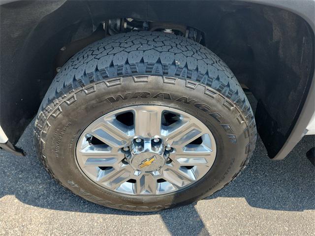 used 2025 Chevrolet Silverado 3500 car, priced at $75,998