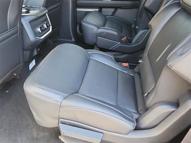 new 2025 Ford Expedition car, priced at $83,990