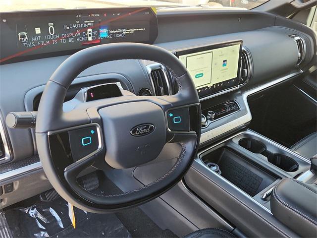 new 2025 Ford Expedition car, priced at $83,990