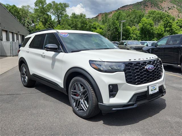 new 2025 Ford Explorer car, priced at $60,101