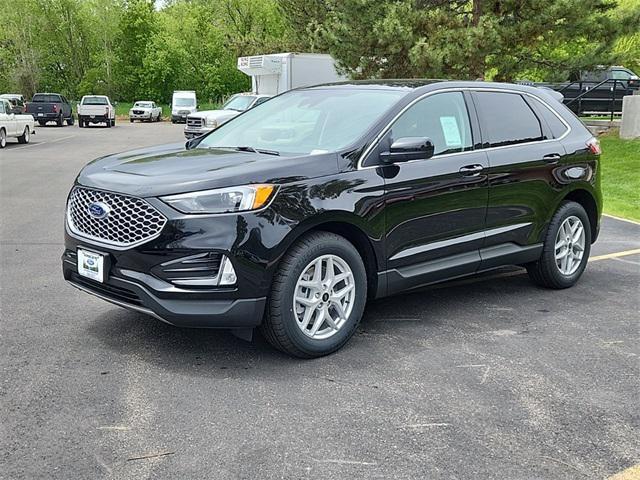 new 2024 Ford Edge car, priced at $42,795
