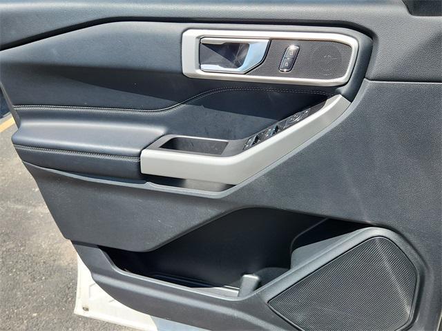 used 2020 Ford Explorer car