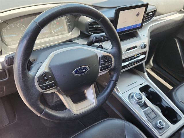 used 2020 Ford Explorer car