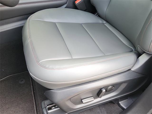 new 2025 Ford Explorer car, priced at $46,094