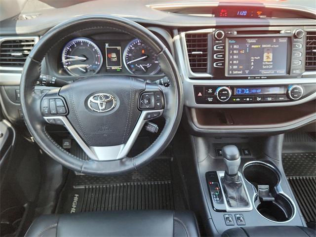 used 2019 Toyota Highlander car, priced at $27,351