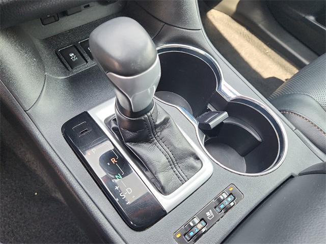 used 2019 Toyota Highlander Hybrid car, priced at $35,070