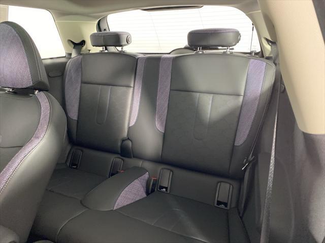 used 2025 MINI Hardtop car, priced at $32,903