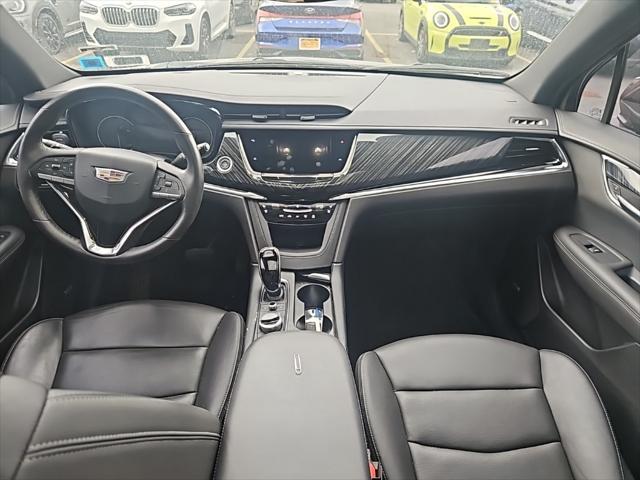 used 2022 Cadillac XT6 car, priced at $37,530