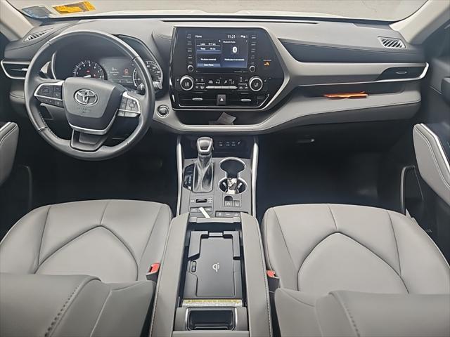used 2022 Toyota Highlander car, priced at $35,956