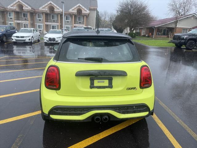 used 2023 MINI Hardtop car, priced at $28,923