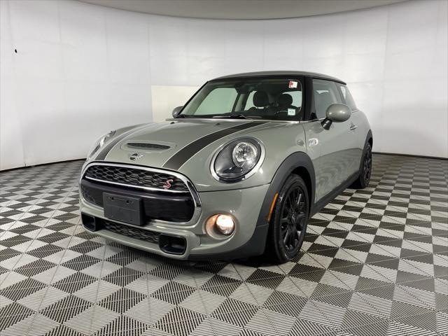 used 2019 MINI Hardtop car, priced at $19,922