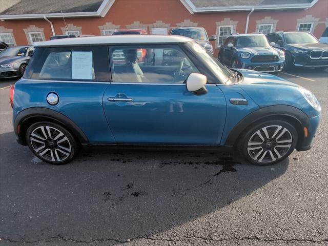 used 2023 MINI Hardtop car, priced at $25,923