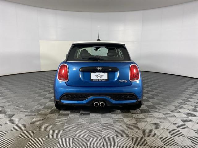 used 2023 MINI Hardtop car, priced at $25,923