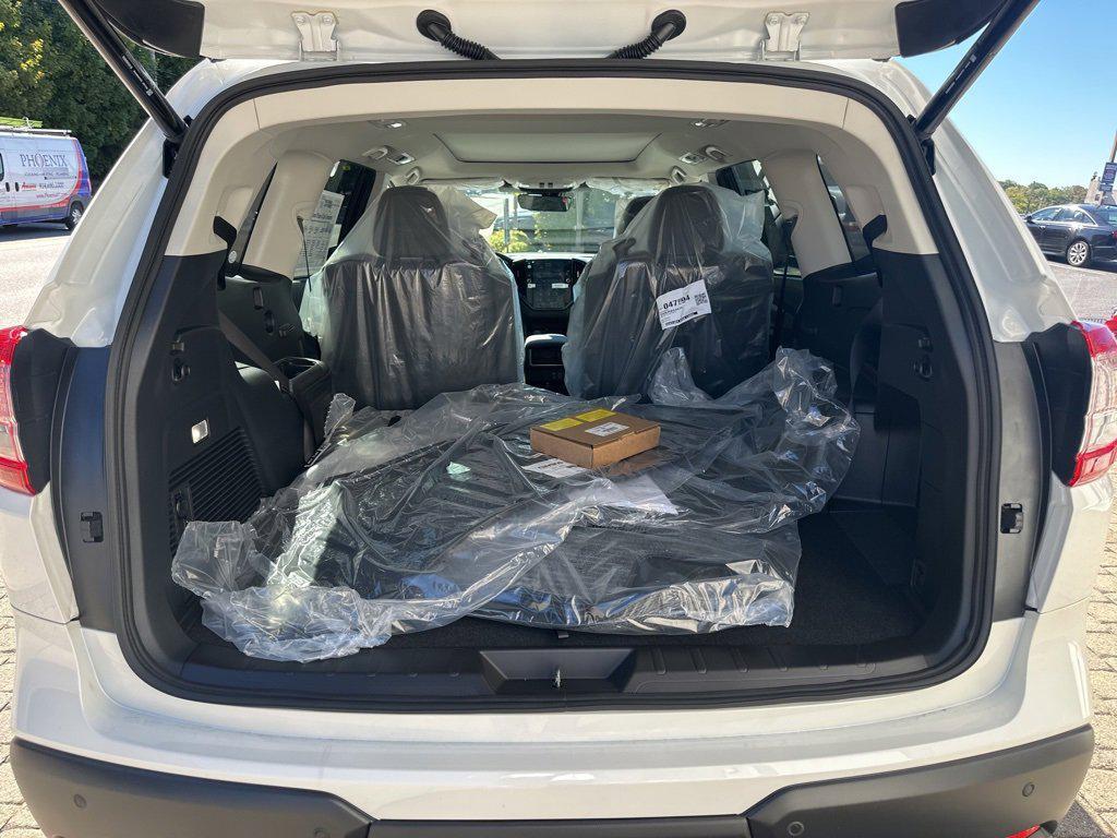 new 2025 Subaru Ascent car, priced at $45,717