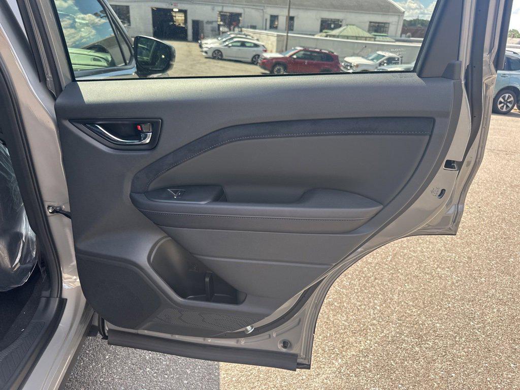 new 2025 Subaru Forester car, priced at $41,318