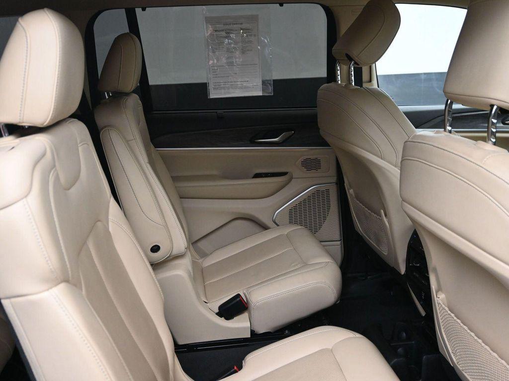 used 2021 Jeep Grand Cherokee L car, priced at $26,899