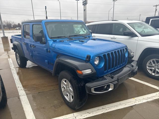 used 2023 Jeep Gladiator car, priced at $30,912