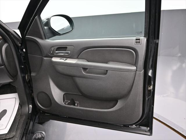 used 2013 Chevrolet Suburban car, priced at $11,887