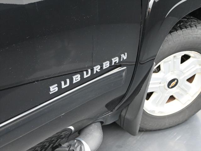used 2013 Chevrolet Suburban car, priced at $11,887