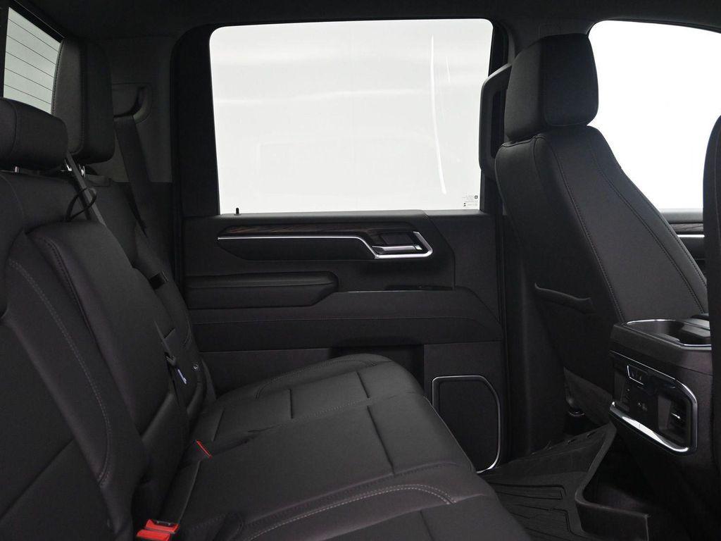 new 2026 GMC Sierra 2500 car, priced at $72,499