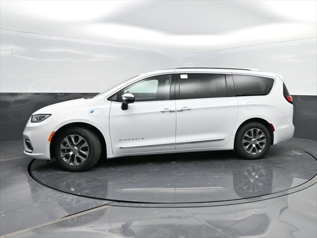 new 2025 Chrysler Pacifica car, priced at $54,480