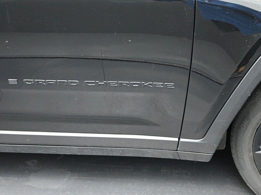 used 2024 Jeep Grand Cherokee L car, priced at $33,965