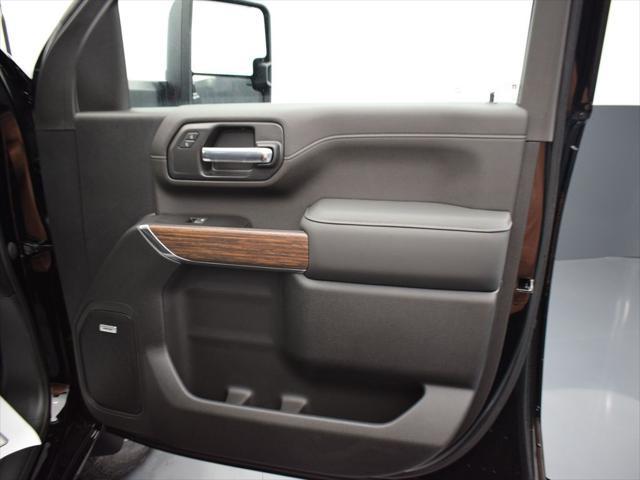 used 2022 Chevrolet Silverado 2500 car, priced at $56,740