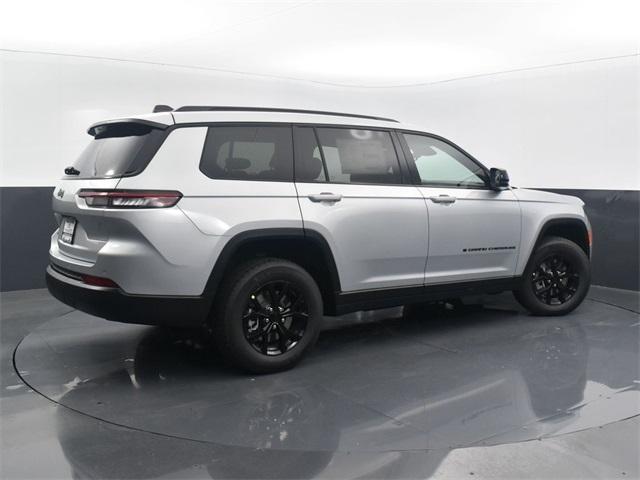 new 2024 Jeep Grand Cherokee L car, priced at $45,689