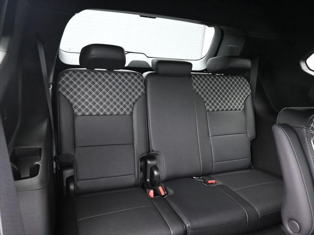 new 2025 GMC Acadia car, priced at $63,900