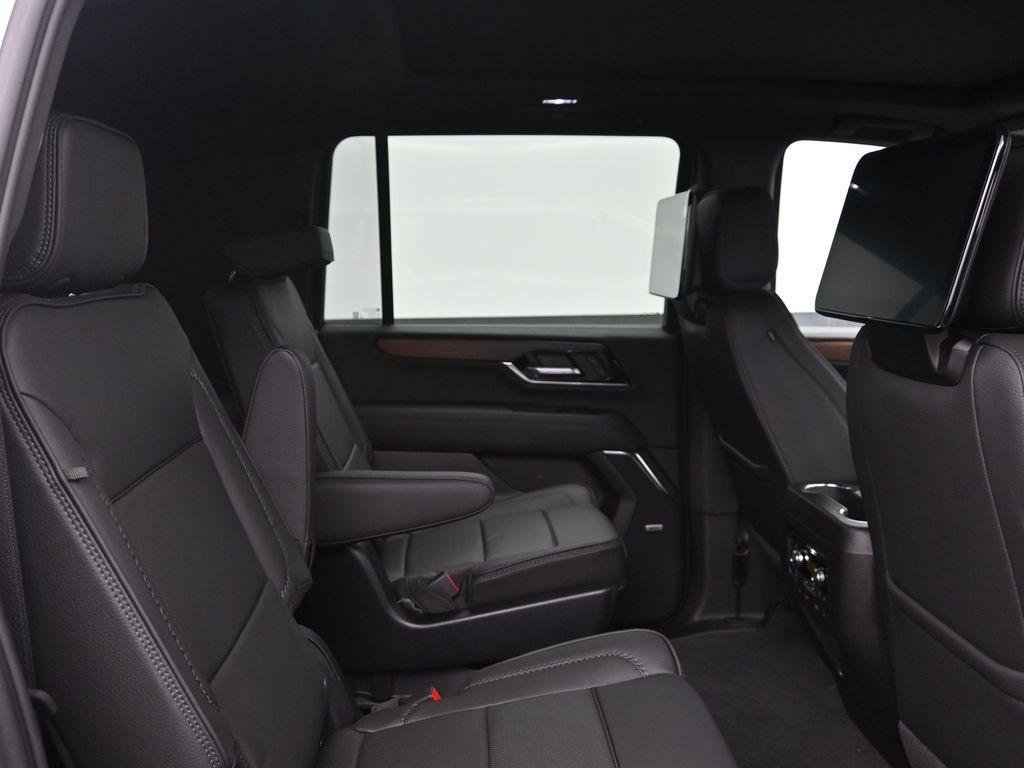 new 2025 GMC Yukon XL car, priced at $96,500