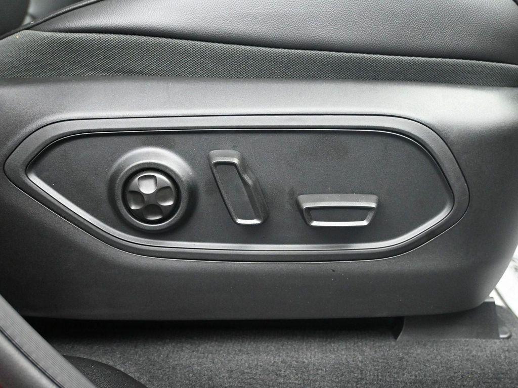 new 2025 Jeep Grand Cherokee car, priced at $54,986