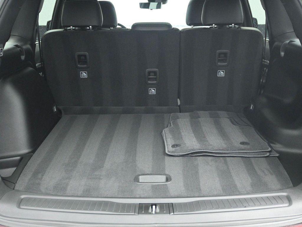 new 2025 Jeep Grand Cherokee car, priced at $54,986