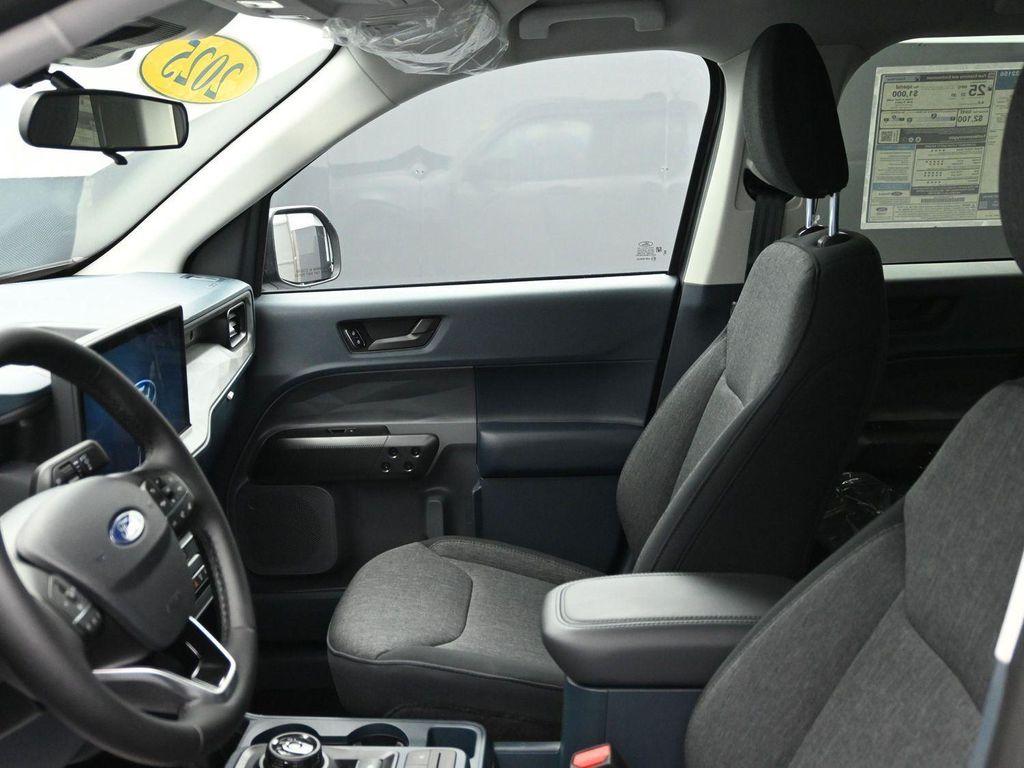 new 2025 Ford Maverick car, priced at $37,004