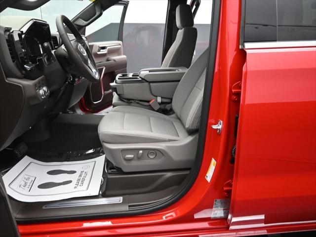 new 2025 GMC Sierra 1500 car, priced at $54,572