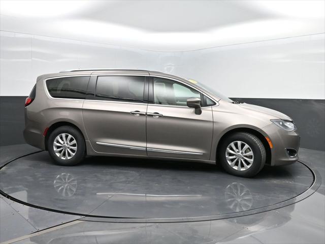 used 2018 Chrysler Pacifica car, priced at $15,498