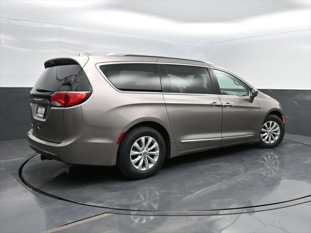 used 2018 Chrysler Pacifica car, priced at $15,498