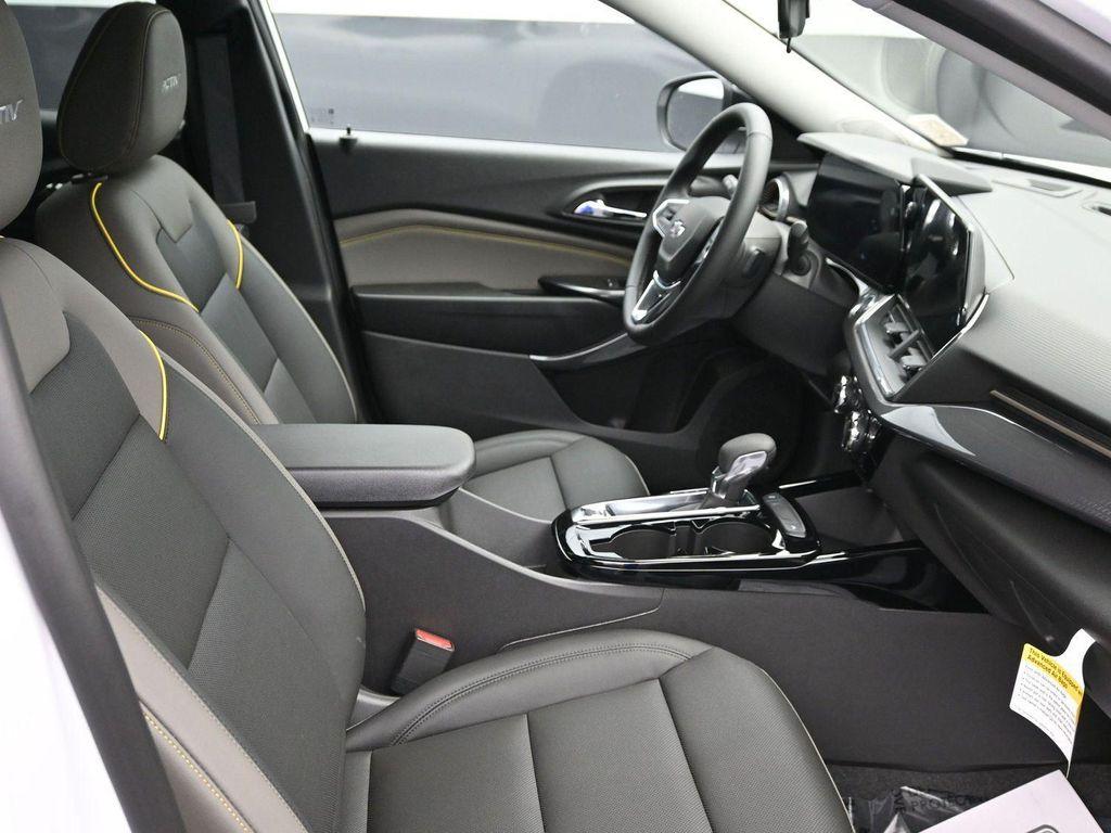 new 2025 Chevrolet Trax car, priced at $26,690