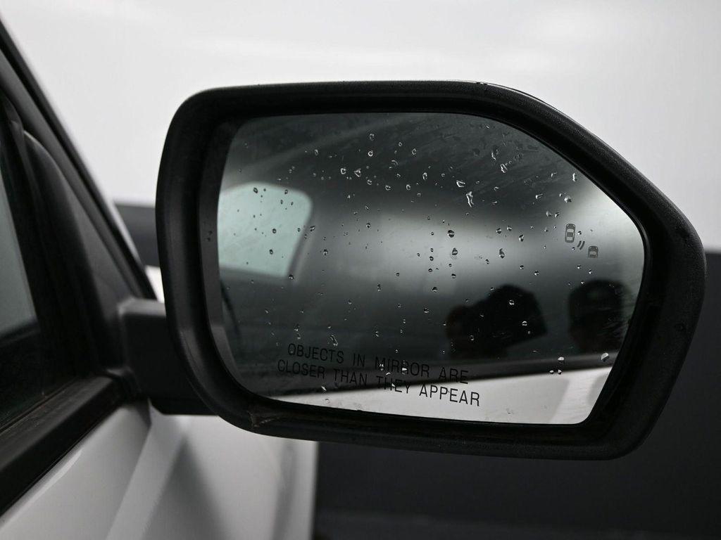 new 2025 Ford Explorer car, priced at $48,873