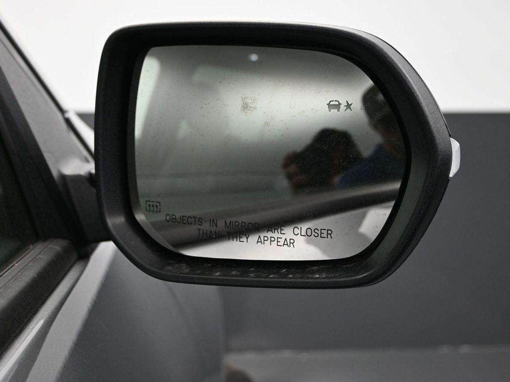 new 2026 Chevrolet Traverse car, priced at $60,720