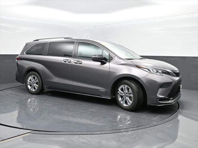 used 2021 Toyota Sienna car, priced at $39,964