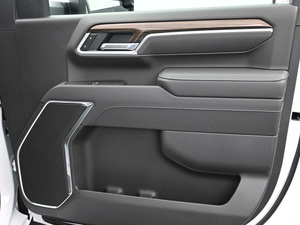 new 2025 Chevrolet Silverado 2500 car, priced at $64,200