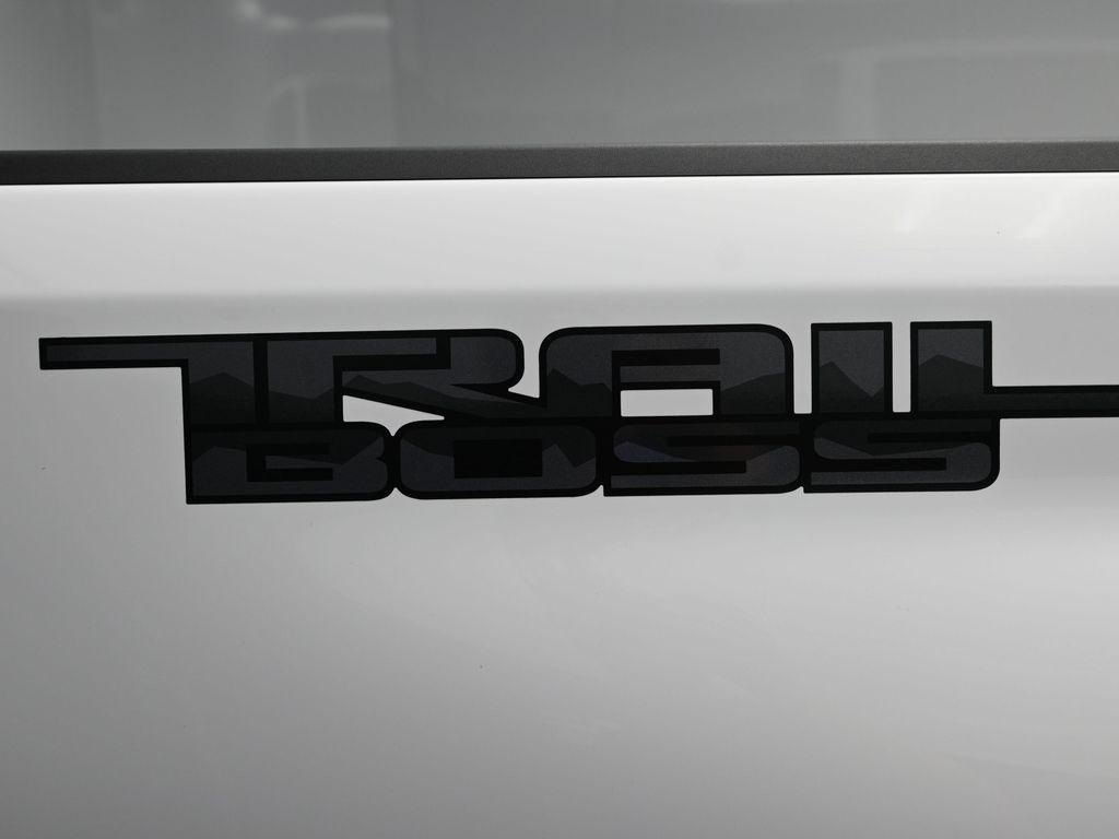 new 2025 Chevrolet Silverado 2500 car, priced at $64,200