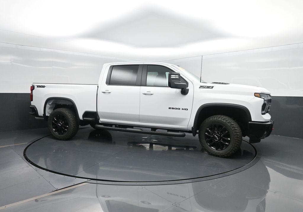 new 2025 Chevrolet Silverado 2500 car, priced at $64,200