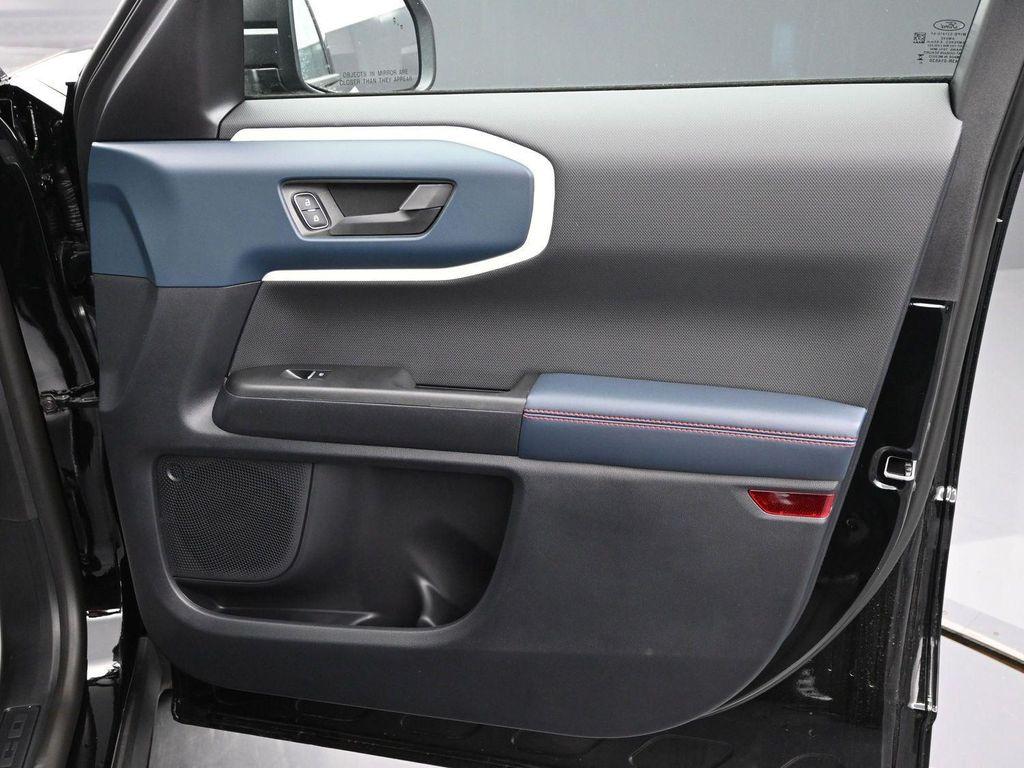 new 2025 Ford Bronco Sport car, priced at $37,196