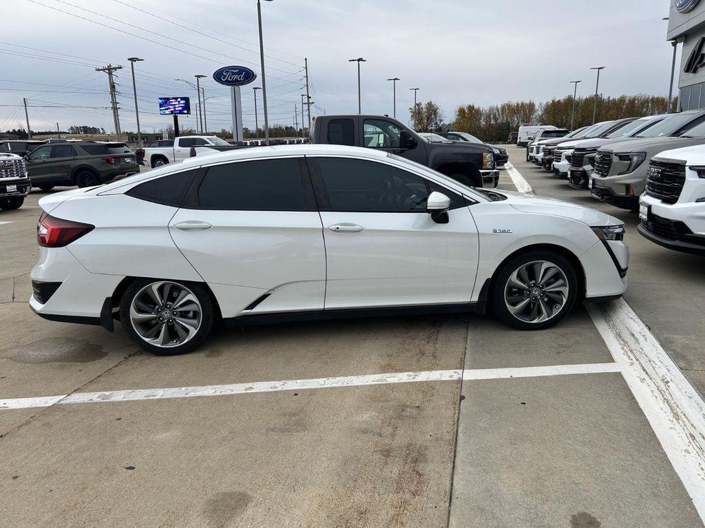 used 2018 Honda Clarity Plug-In Hybrid car, priced at $18,440
