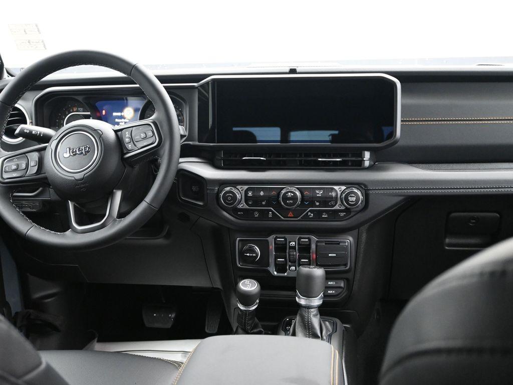 new 2025 Jeep Gladiator car, priced at $47,231