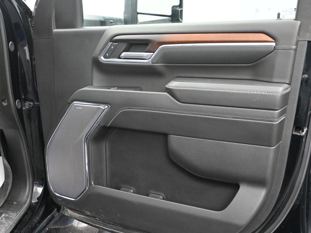 used 2024 GMC Sierra 2500 car, priced at $63,970